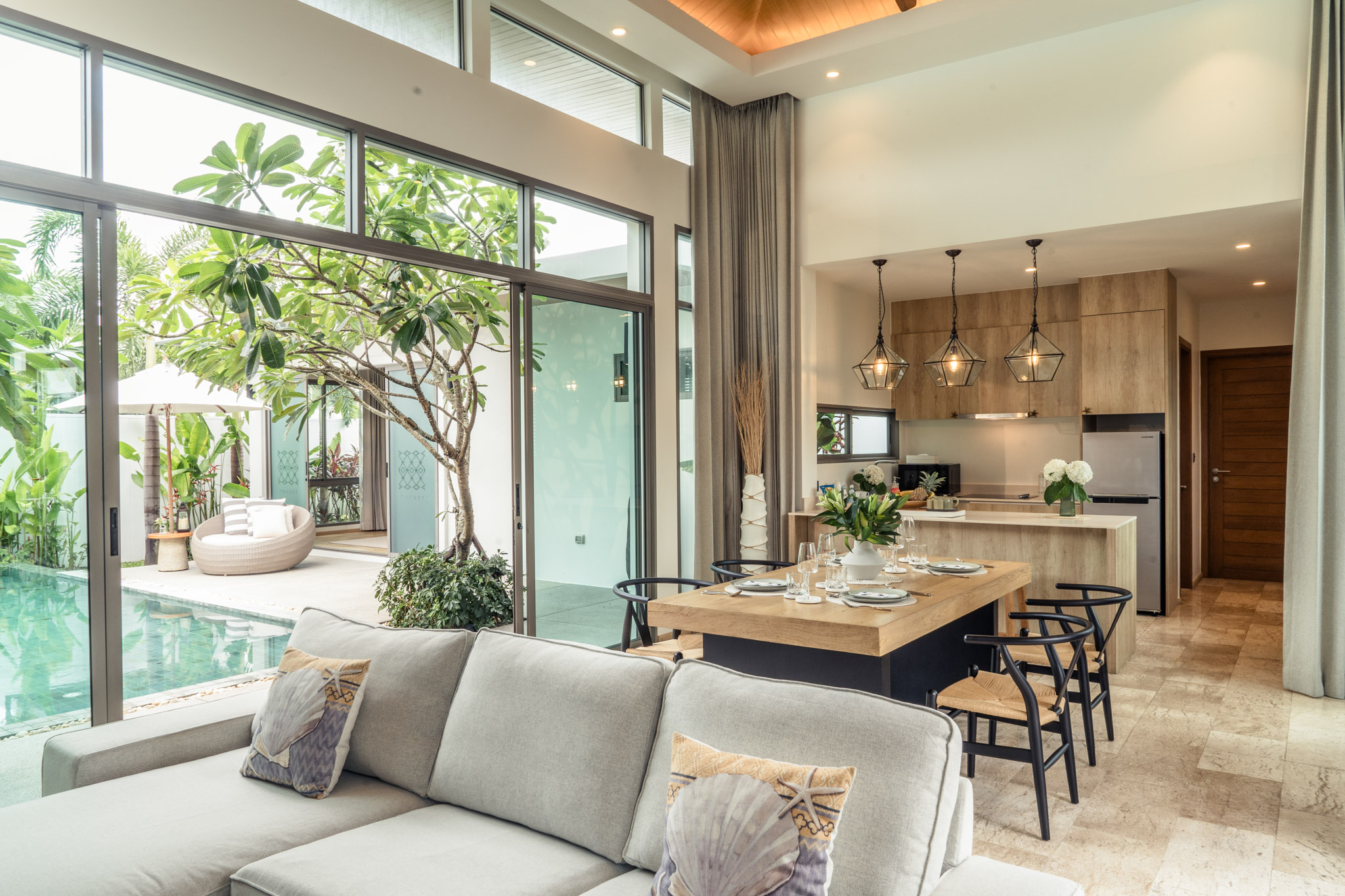 Bang Tao Beach Pool Villa
