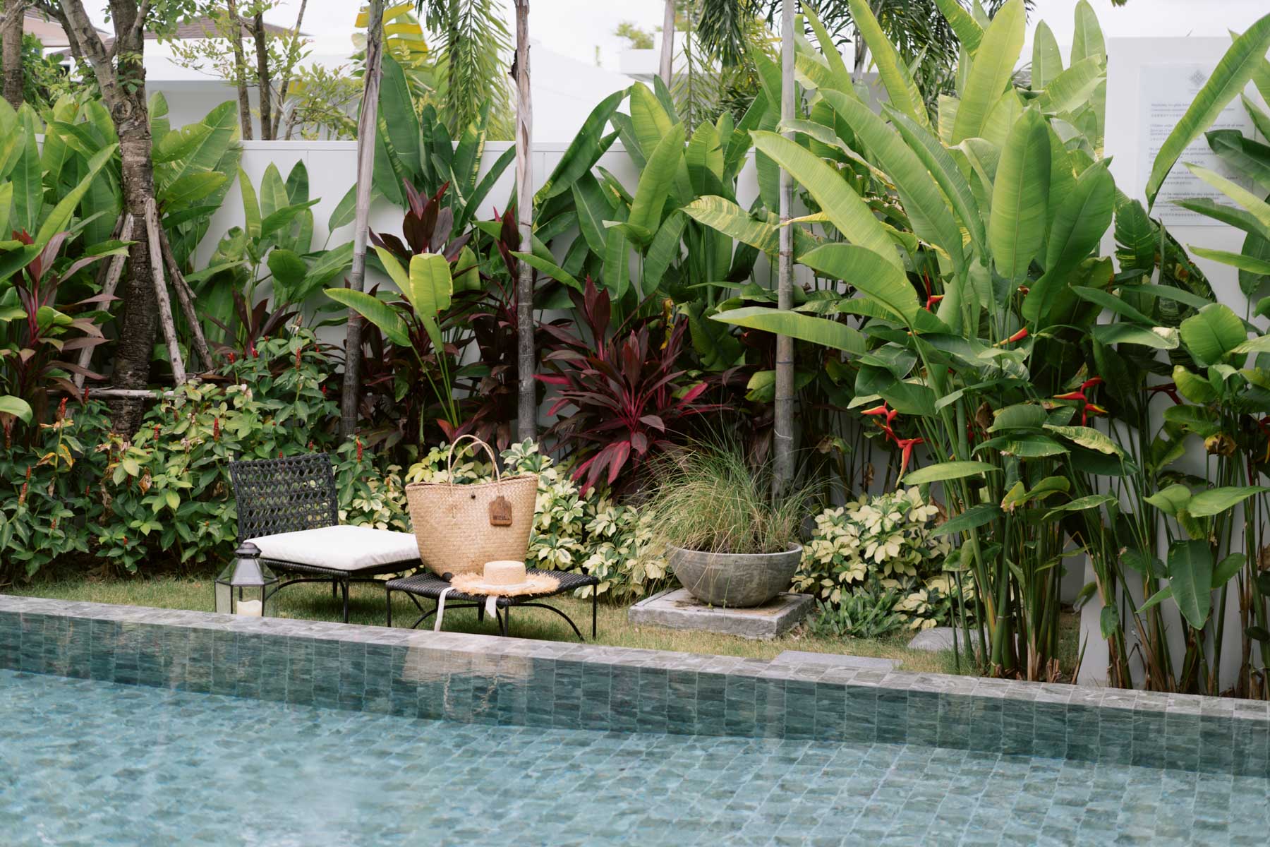 luxury pool villa phuket